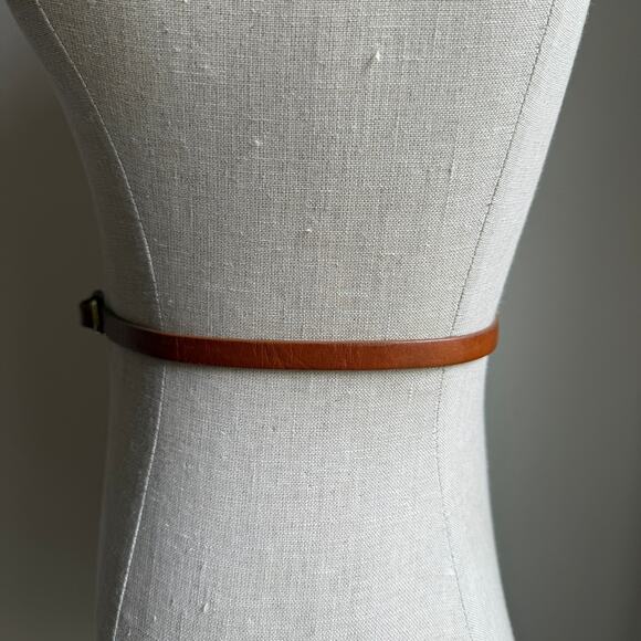 Vintage Brown Leather Belt – Minimal Oval Brass Buckle 70s 80s - Picture 5 of 8